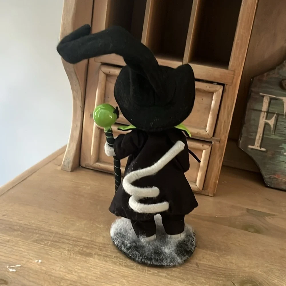 Annalee Ghastly Warlock Witch Mouse Black Cape & Staff Halloween 8” Hat 2021